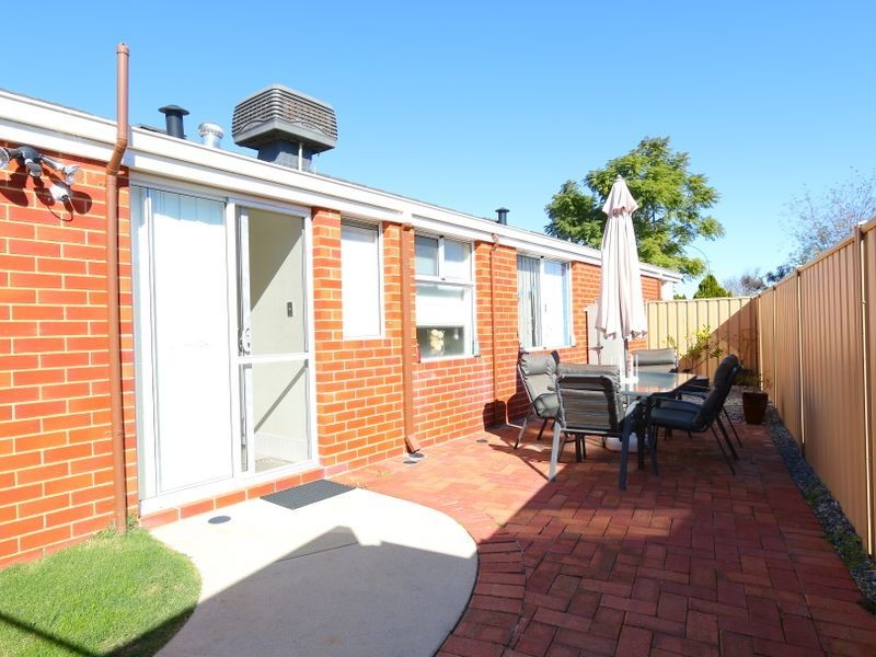 12 Alpina Bend, Canning Vale WA 6155