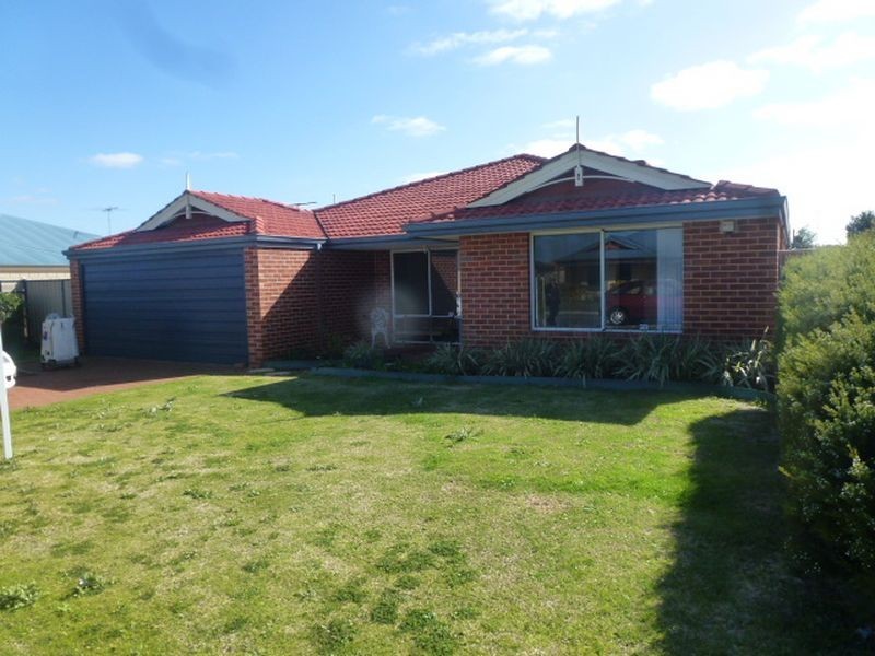 5 Excelsior Drive, Canning Vale WA 6155