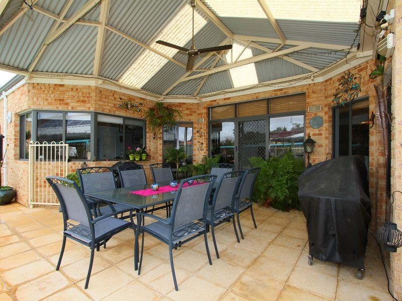 91 Lakey Street, Southern River WA 6110