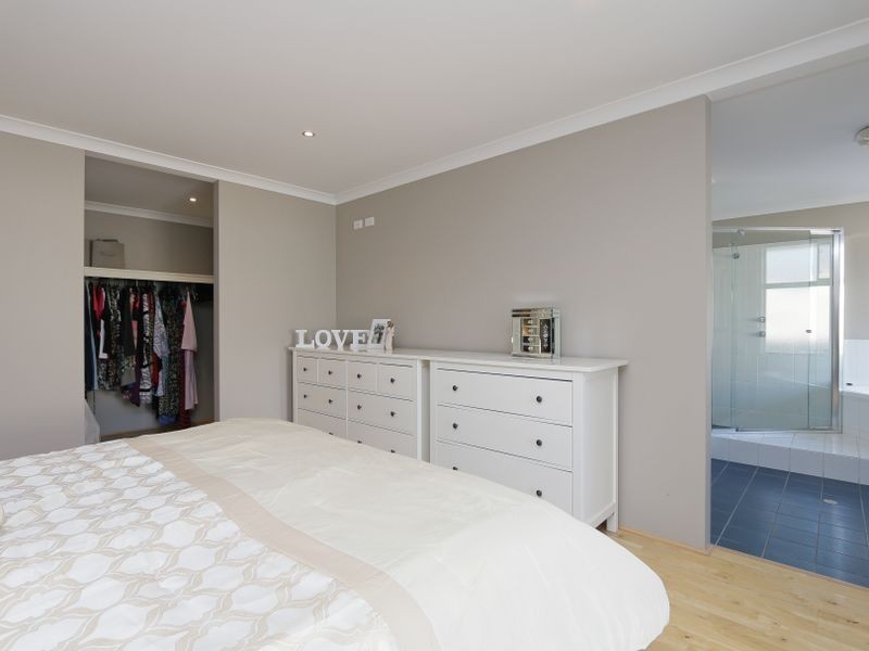 18 Glenorchy Road, Southern River WA 6110