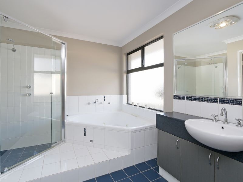 18 Glenorchy Road, Southern River WA 6110