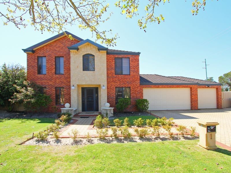 1 Roebuck Avenue, Canning Vale WA 6155