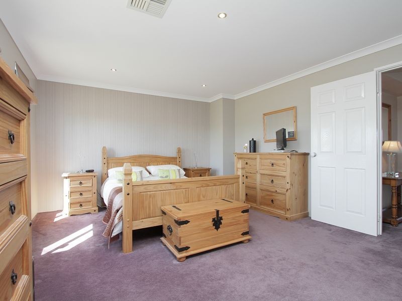 5 The Dell, Canning Vale WA 6155