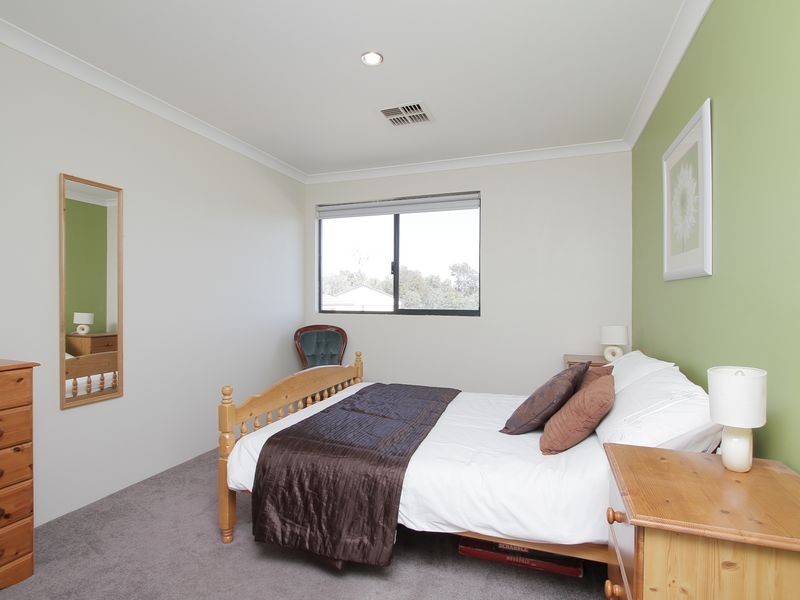 5 The Dell, Canning Vale WA 6155