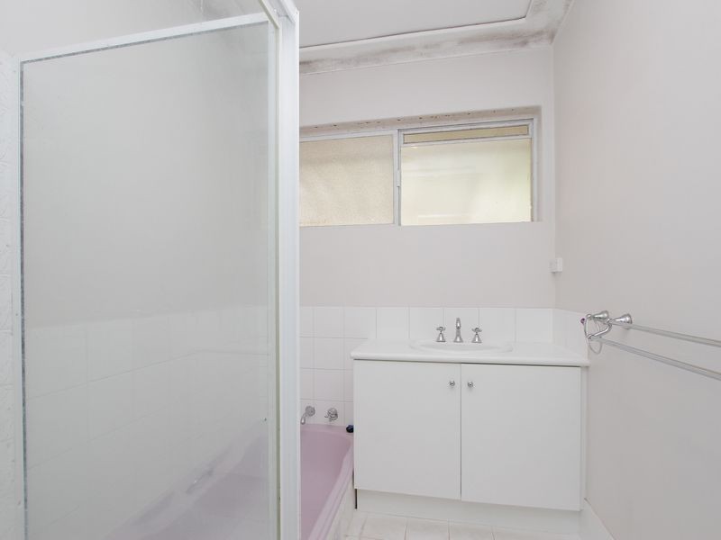 16 Culligan Road, Thornlie WA 6108