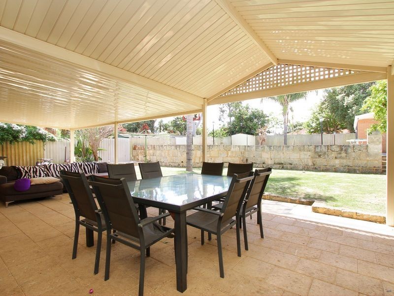 16 Culligan Road, Thornlie WA 6108