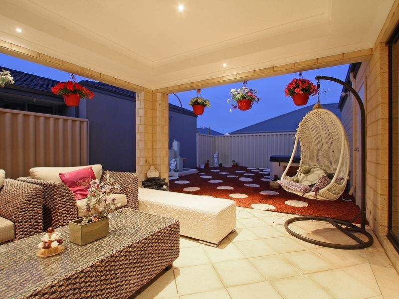 13 Codrington Street, Southern River WA 6110