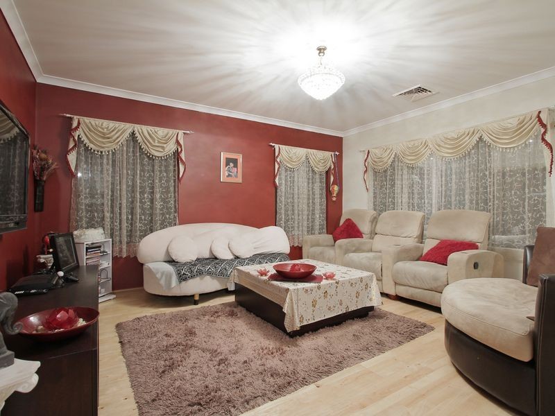 13 Codrington Street, Southern River WA 6110