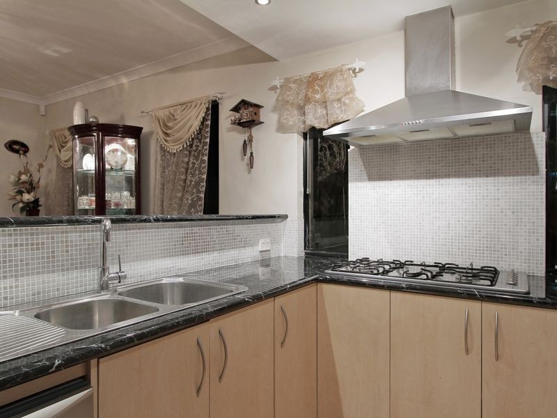 13 Codrington Street, Southern River WA 6110