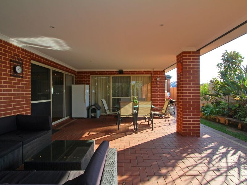 16 Glenorchy Road, Southern River WA 6110