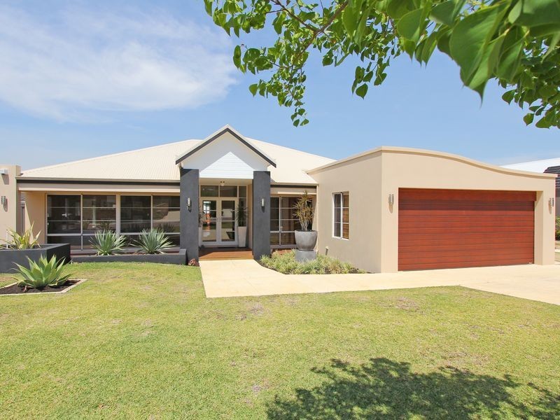 10 Samphire Road, Canning Vale WA 6155