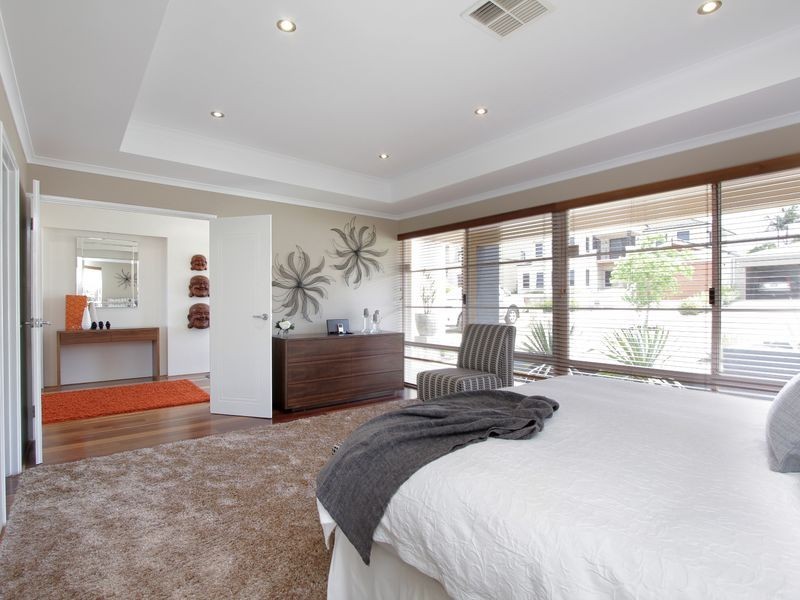 10 Samphire Road, Canning Vale WA 6155