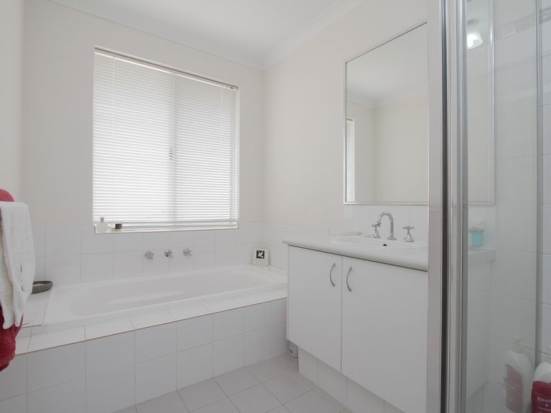 252 Harpenden Street, Southern River WA 6110