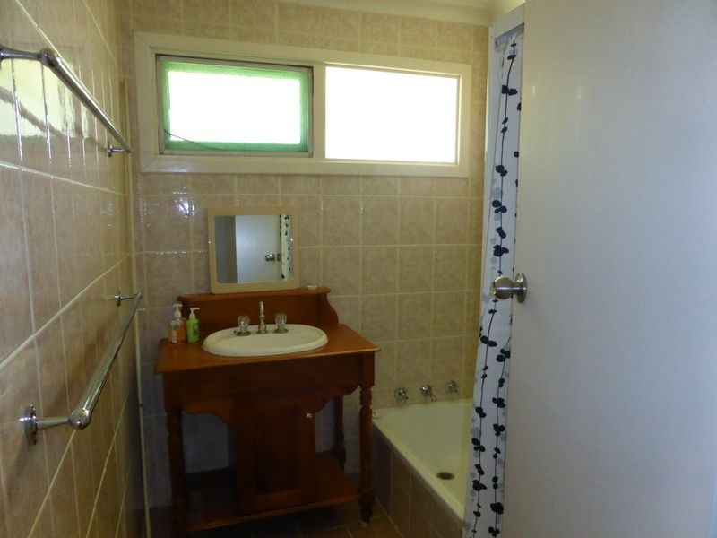 20 Amaroo Court, Armadale WA 6112