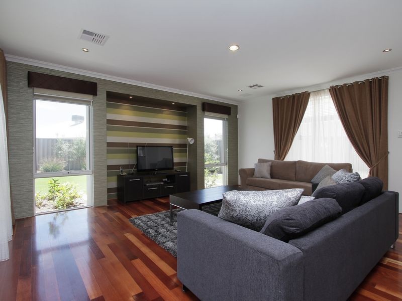 232 Castlewood Parkway, Southern River WA 6110