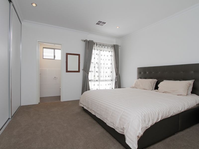 232 Castlewood Parkway, Southern River WA 6110