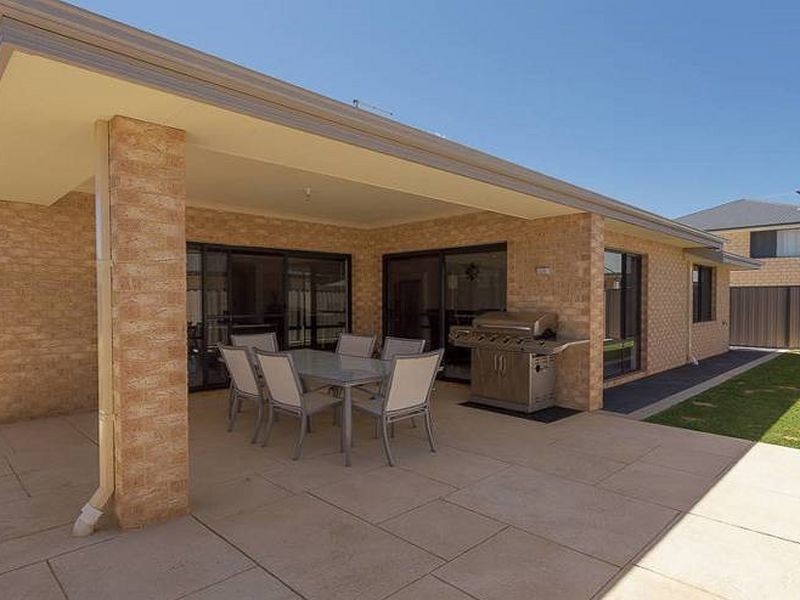 9 Rawlinson Way, Southern River WA 6110