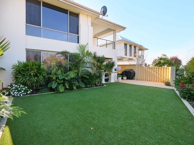 27 Linkwater Pass, Southern River WA 6110