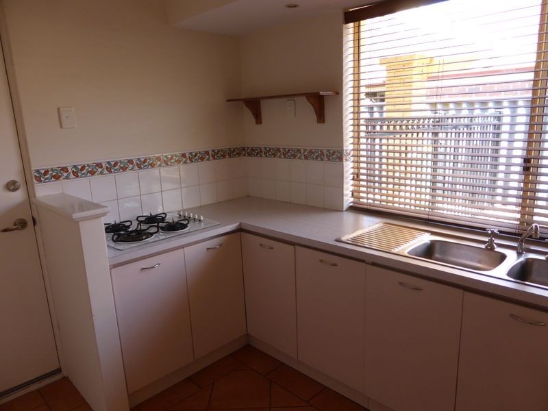 19 Tarragon Place, Thornlie WA 6108