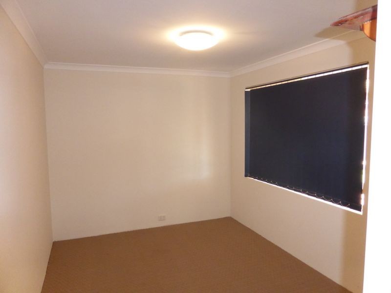 19 Tarragon Place, Thornlie WA 6108