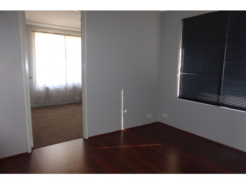 6 Archdale Loop, Piara Waters WA 6112