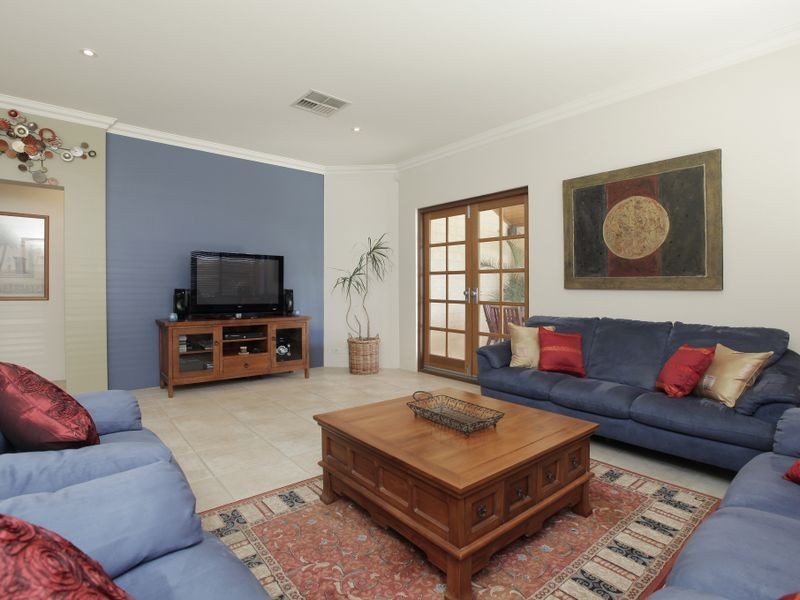 69 Lakey Street, Southern River WA 6110