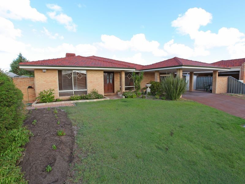 8 Laurel Court, Thornlie WA 6108