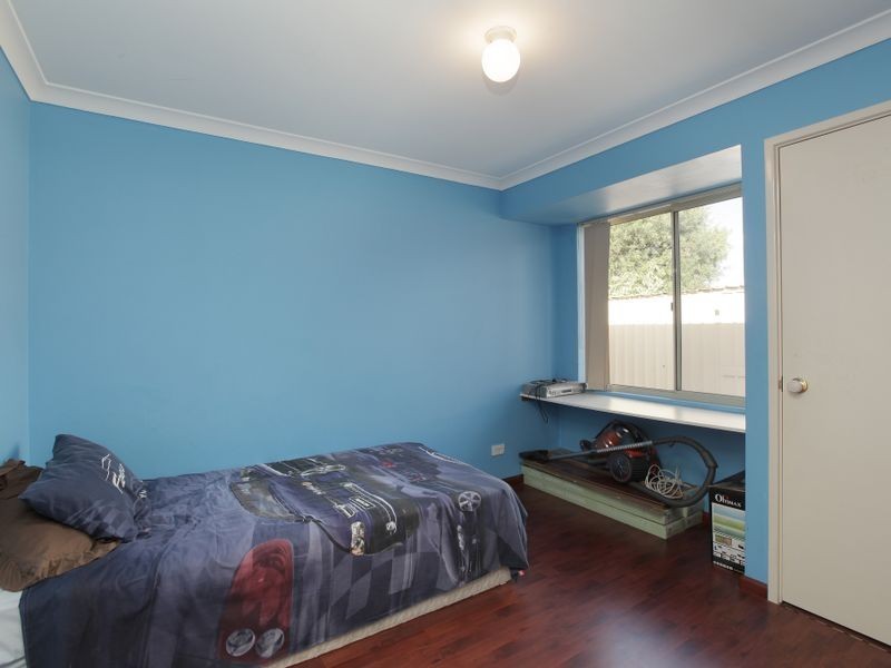 8 Laurel Court, Thornlie WA 6108
