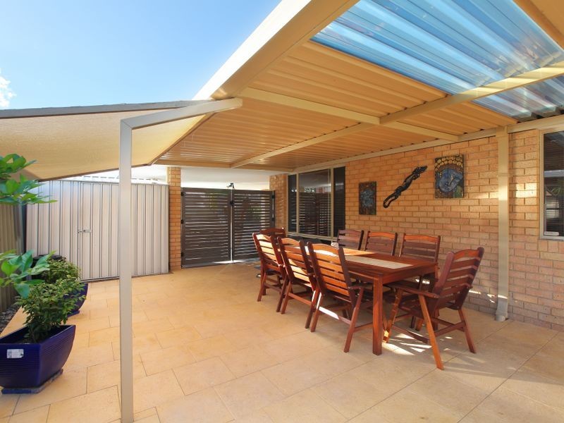 8 Laurel Court, Thornlie WA 6108