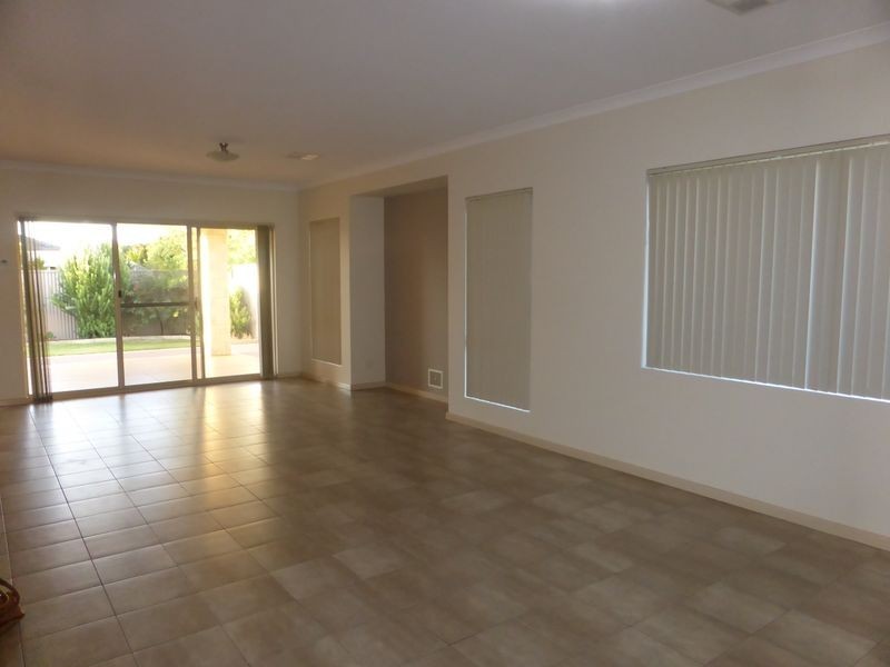 36 Bristle Avenue, Southern River WA 6110