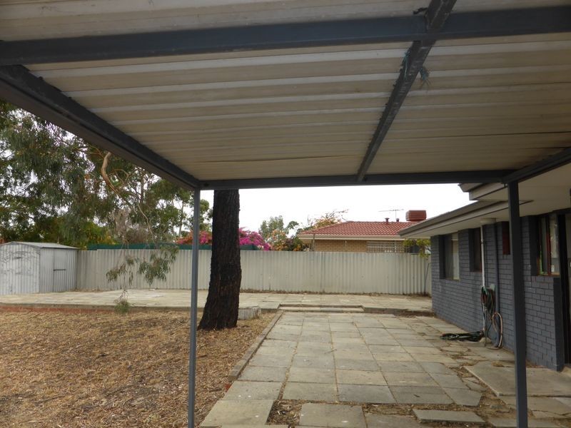 7 Quail Place, Langford WA 6147