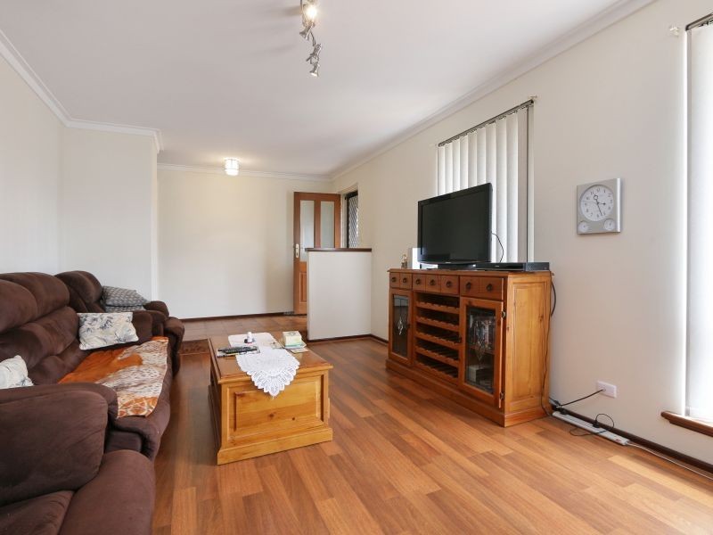 43 Ravenslea Drive, Parkwood WA 6147