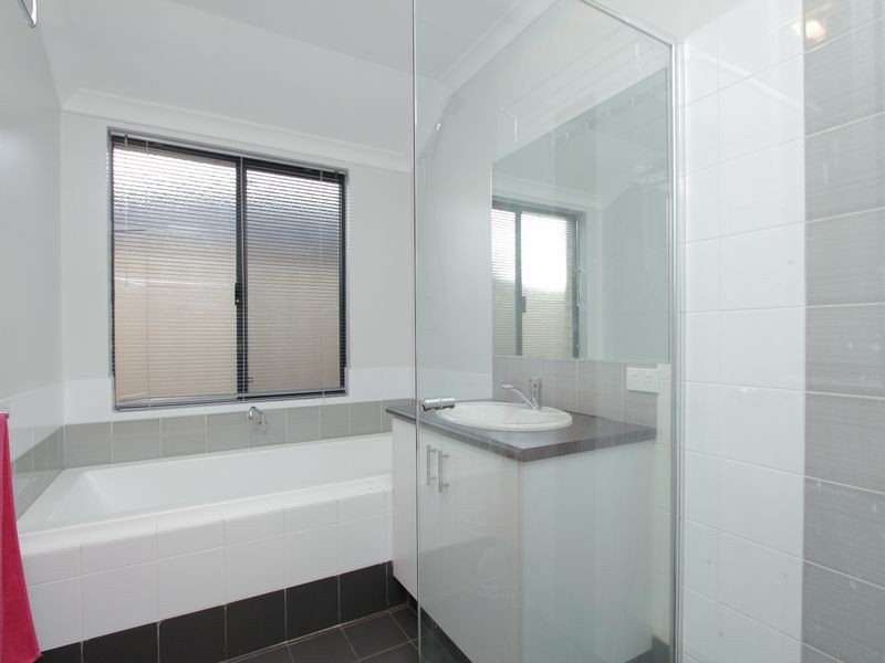 38a Little John Road, Armadale WA 6112