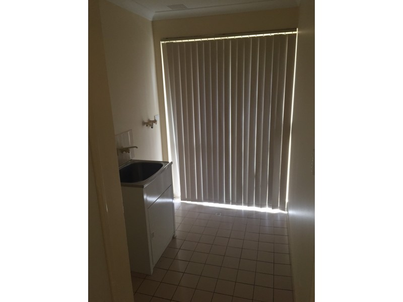 4/14 Loton Avenue, Midland WA 6056