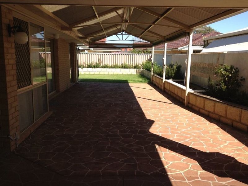 6 Firefalls Close, Huntingdale WA 6110