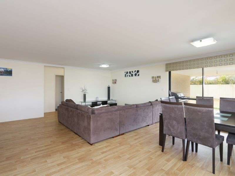 24 Darkin Drive, Gosnells WA 6110