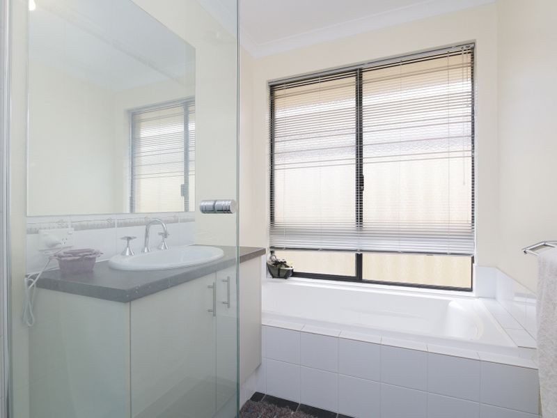 24 Darkin Drive, Gosnells WA 6110