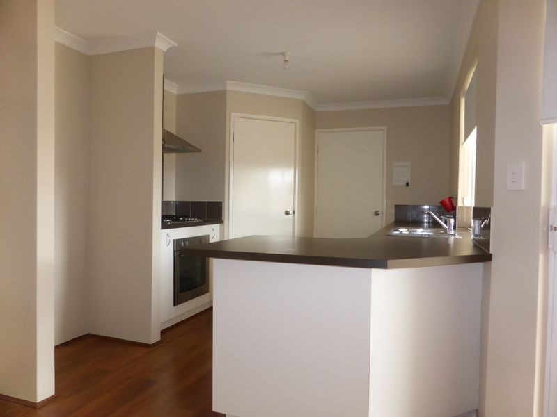 34 Biddiarra Bend, Southern River WA 6110