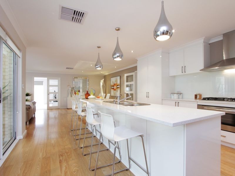 11 Cardacut Way, Southern River WA 6110