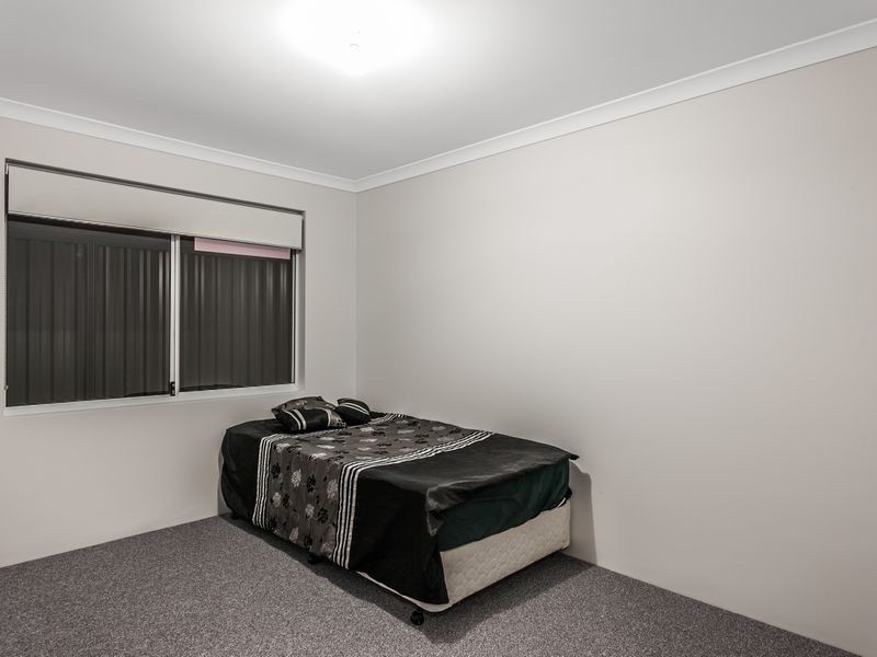 165 Honeywood Avenue, Wandi WA 6167