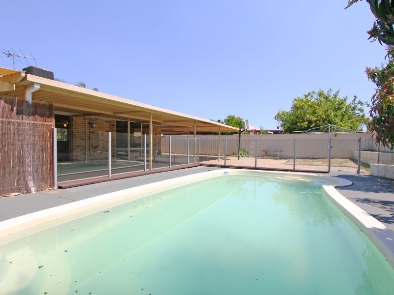 103 Forest Crescent, Thornlie WA 6108