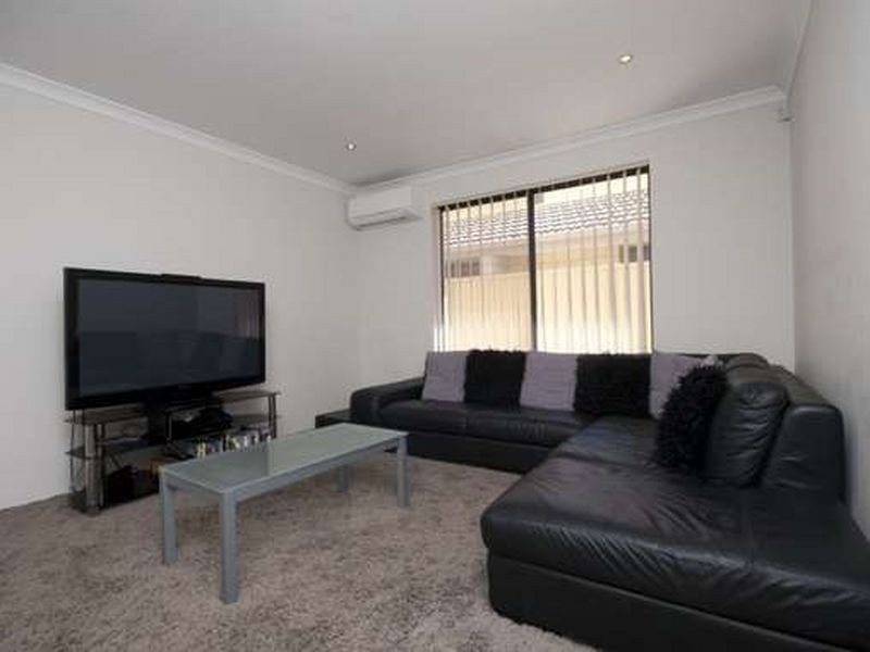 59 Ballycastle Loop, Canning Vale WA 6155