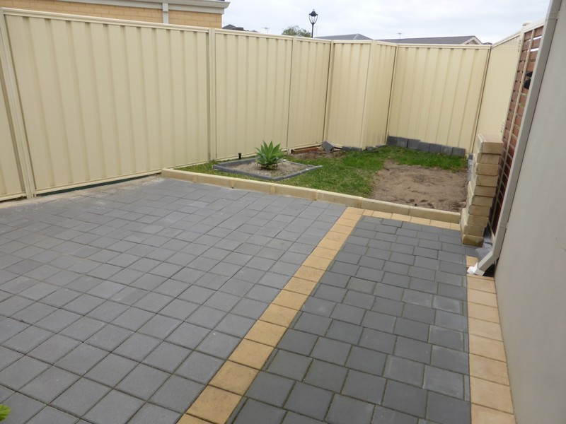 2 Parnell Way, Canning Vale WA 6155