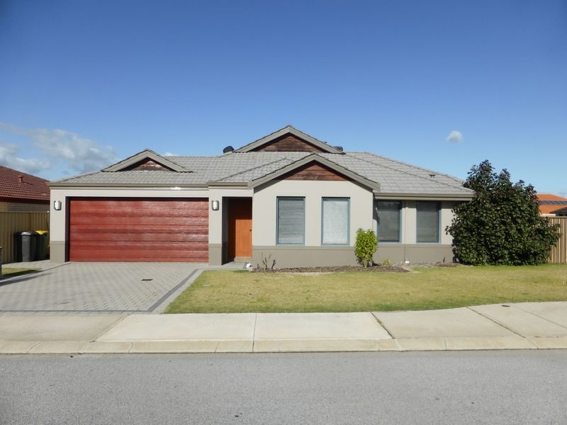 8 Hay Lane, Canning Vale WA 6155