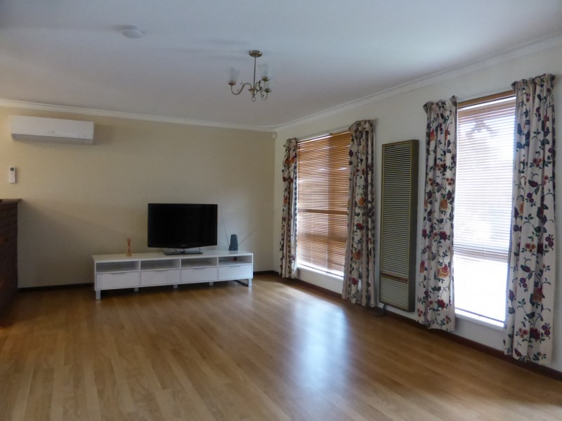 36 Tullamore Avenue, Thornlie WA 6108