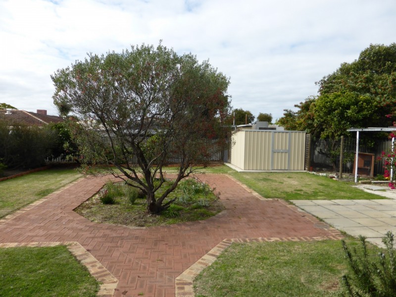 36 Tullamore Avenue, Thornlie WA 6108