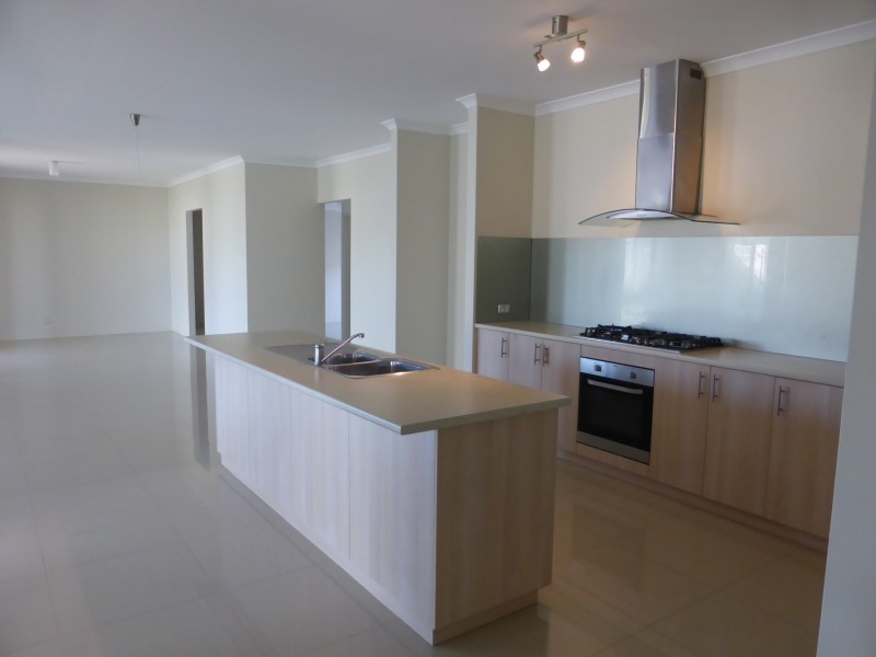 2 Ecru Court, Southern River WA 6110