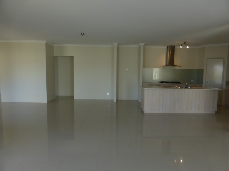 2 Ecru Court, Southern River WA 6110