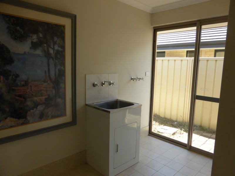 2 Ecru Court, Southern River WA 6110