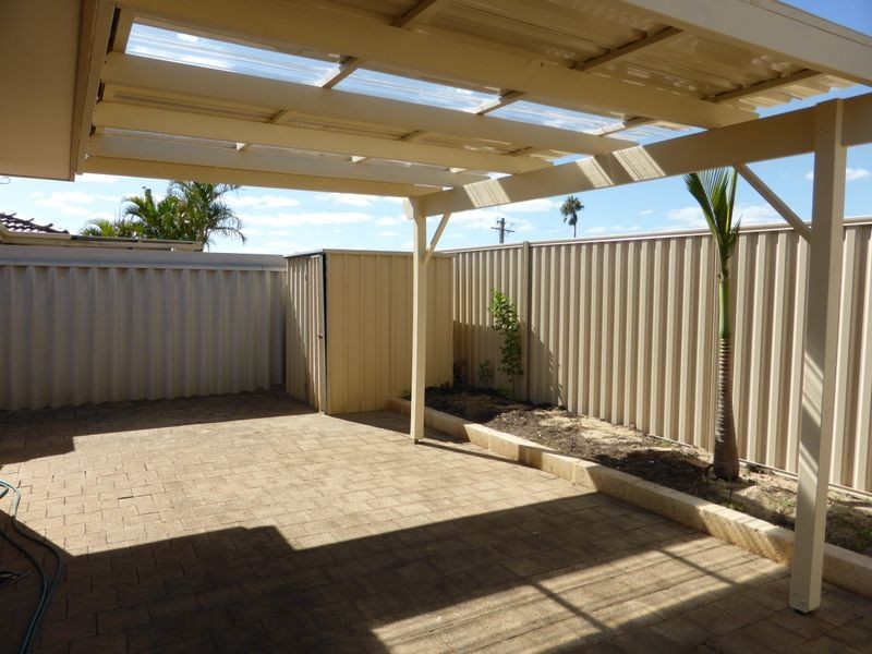 16/6 Lester Drive, Thornlie WA 6108